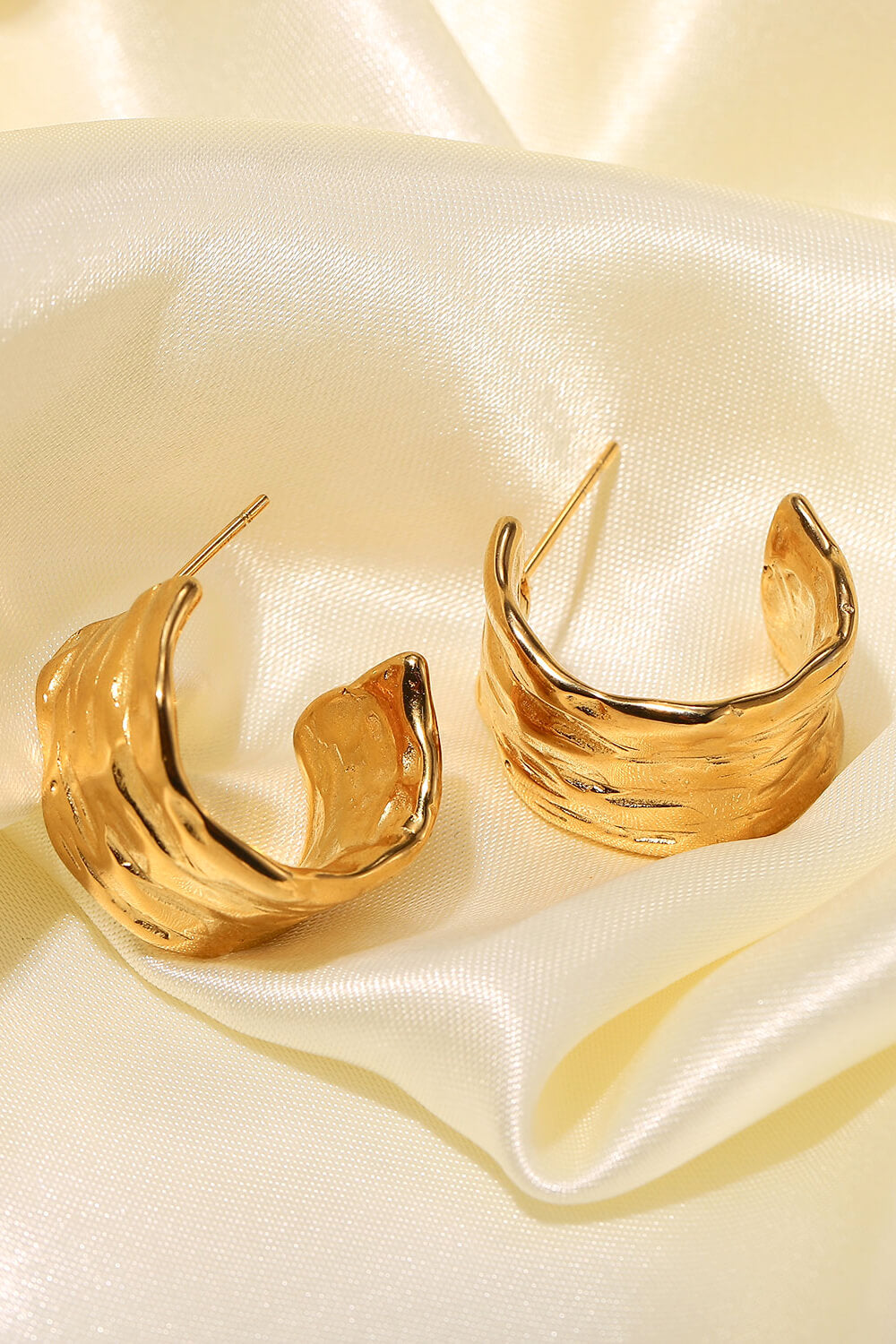 Hammered C-Hoop Earrings